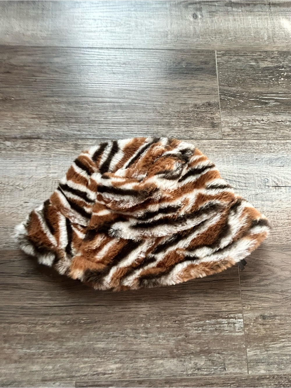Fashion Nova Faux Fur Tiger Print Bucket Hat - Brown, Black, White
